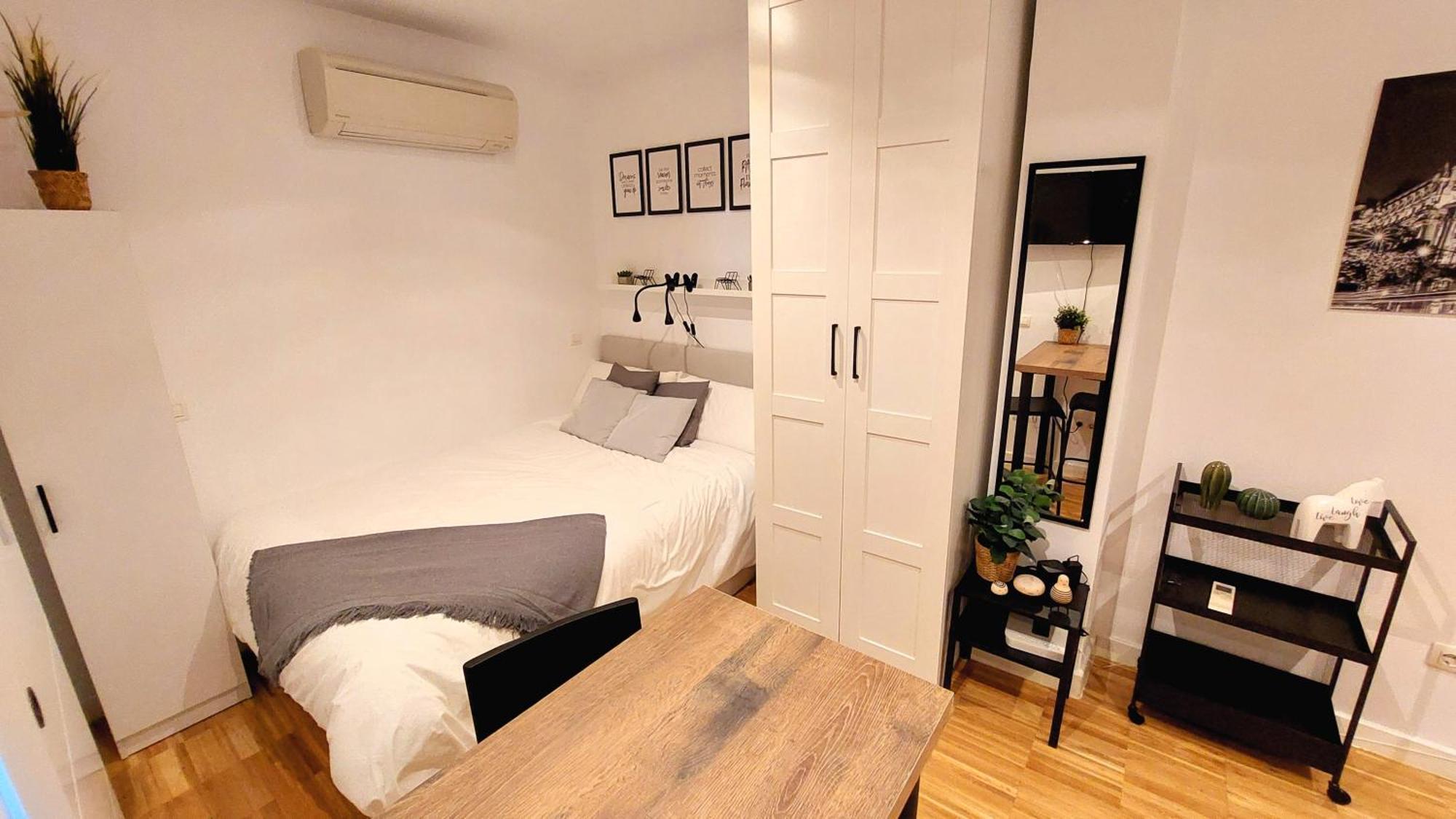 Acogedor Estudio En Delicias By Bebalmy Apartment Madrid Exterior photo